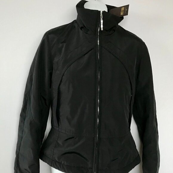 POST CARD in “HOUSE OF GUCCI”  Luxury Black Ski Jacket, detach hood, NWT sz 4 - Picture 4 of 16